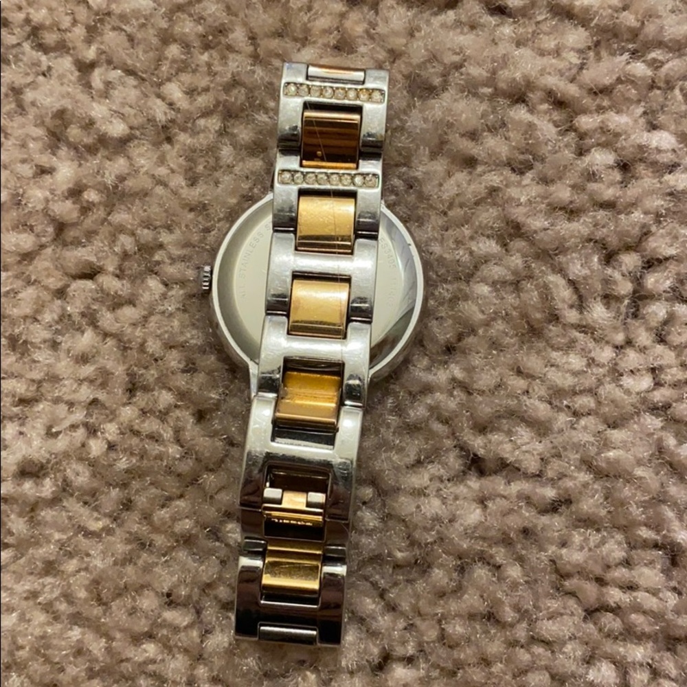 Gold and silver fossil watch with “diamonds” - Picture 3 of 3